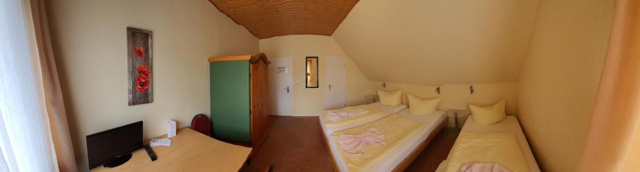 Hotel & Restaurant Beckmanns Winzerhaus Urbar  외부 사진