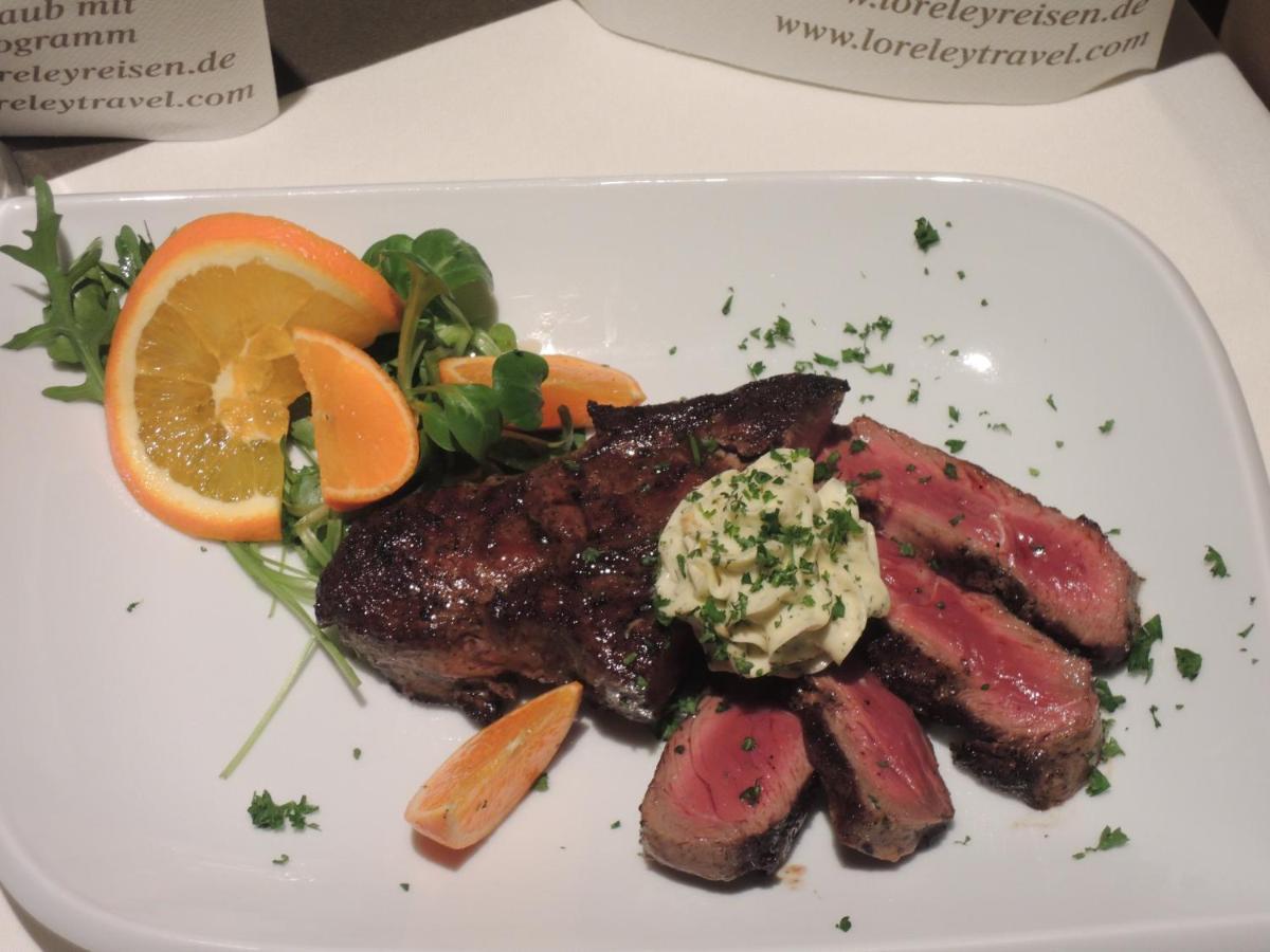 Hotel & Restaurant Beckmanns Winzerhaus Urbar  외부 사진
