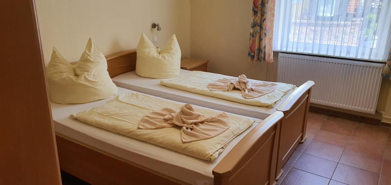 Hotel & Restaurant Beckmanns Winzerhaus Urbar  외부 사진