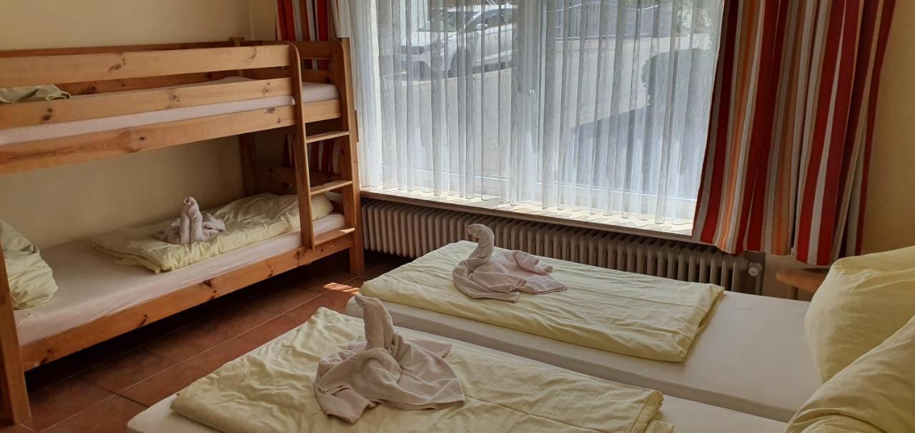 Hotel & Restaurant Beckmanns Winzerhaus Urbar  외부 사진
